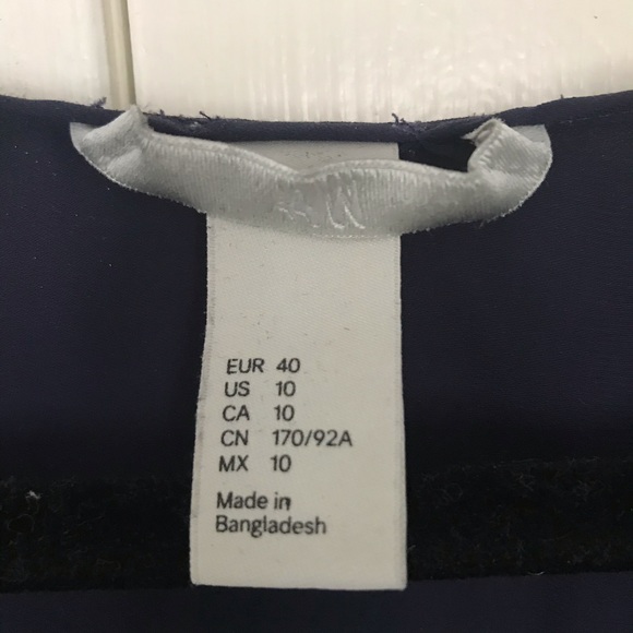 Sheer Tunic - Picture 2 of 3